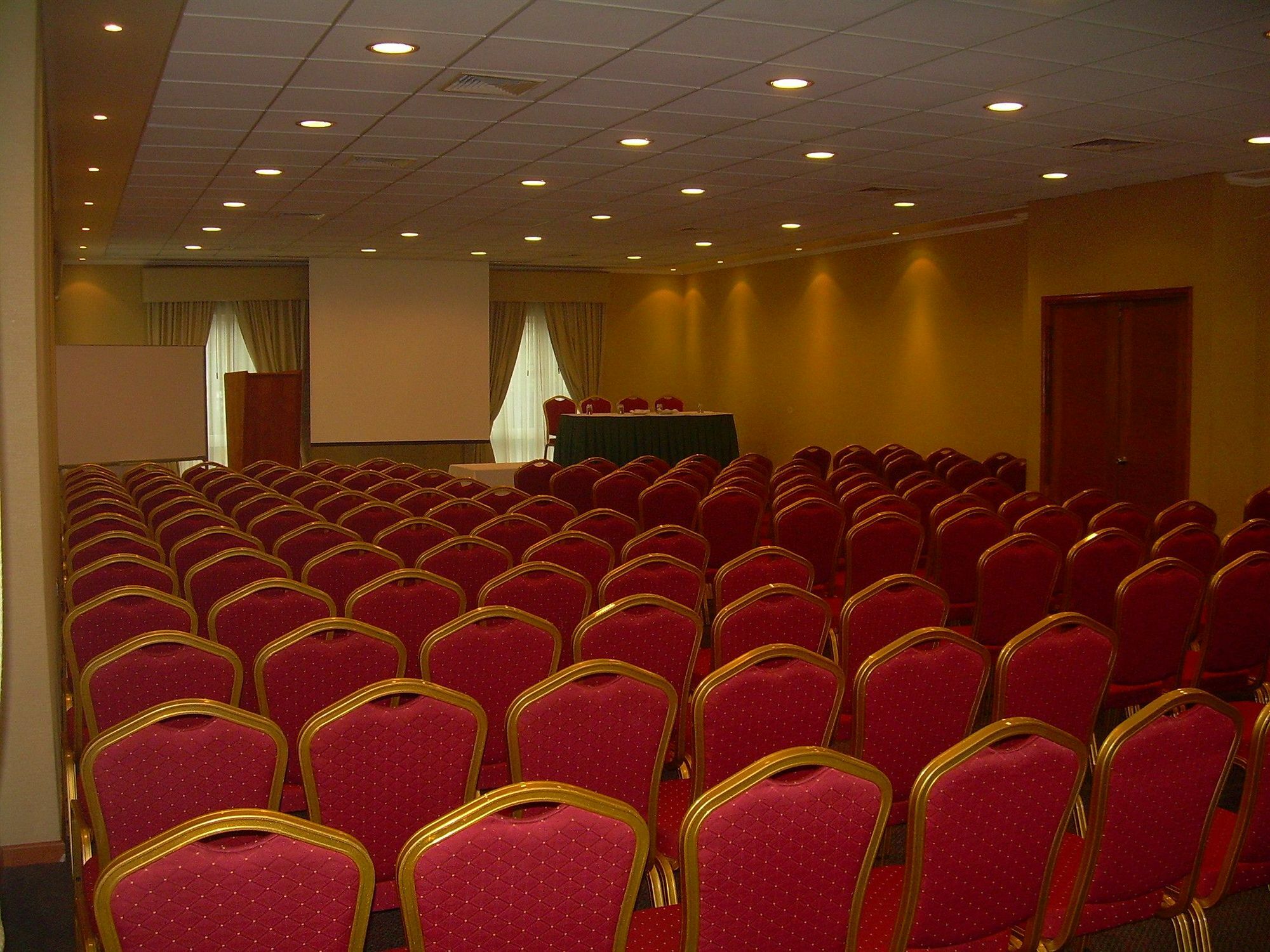 Hotel Diego De Almagro Talca Екстериор снимка